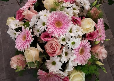 arrangements floraux bouquets et creations deuilss enterrement lausanne cheseaux crissier